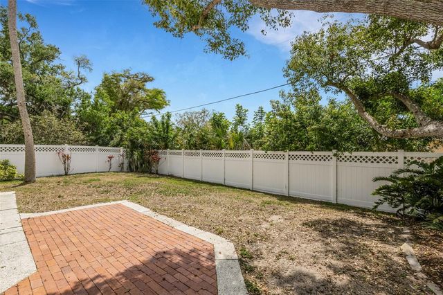 3016 CHASE CIRCLE, Sarasota, FL 34231