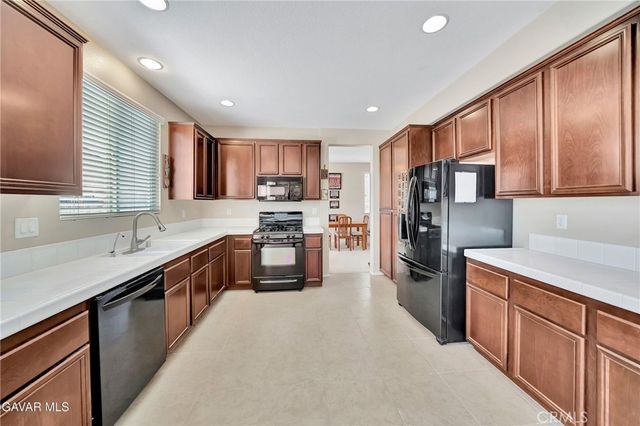 2354 Crimson, Rosamond, CA 93560