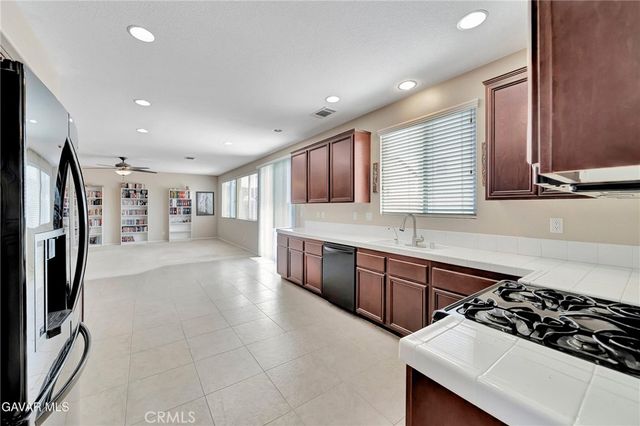 2354 Crimson, Rosamond, CA 93560