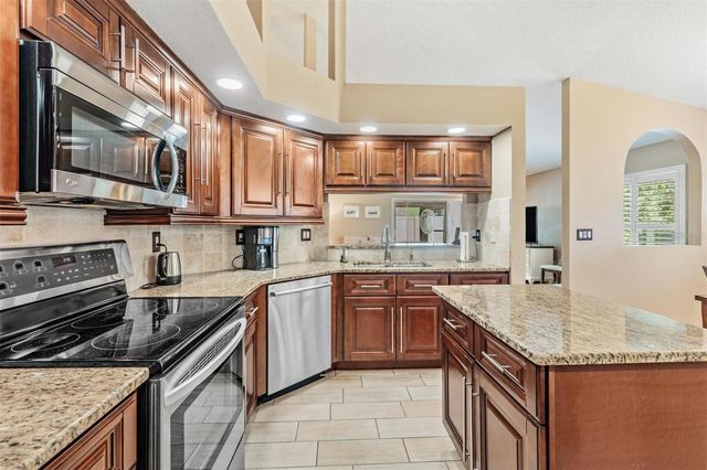 3252 NOEMI DRIVE, New Port Richey, FL 34655