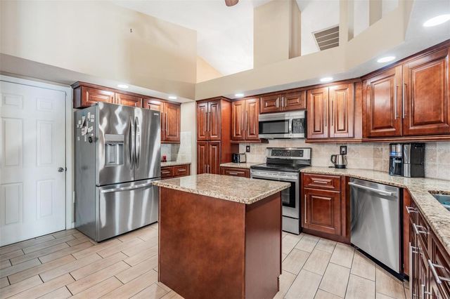 3252 NOEMI DRIVE, New Port Richey, FL 34655