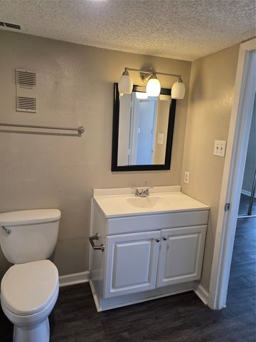 6050 Melody Lane 341, Dallas, TX 75231
