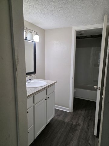6050 Melody Lane 341, Dallas, TX 75231