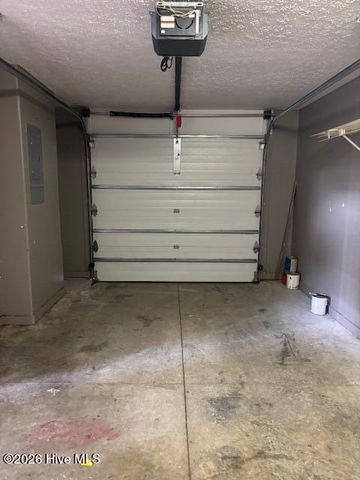 4236 Arbor Green Way, New Bern, NC 28562