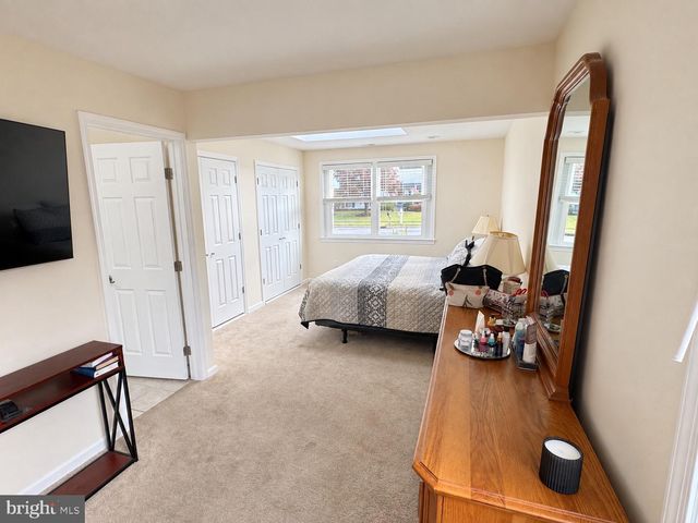 43 MARY ELLEN LN, Sicklerville, NJ 08081