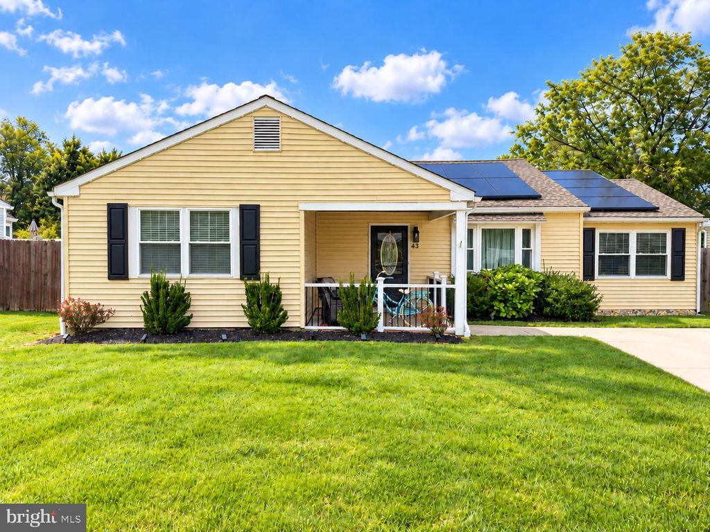 43 MARY ELLEN LN, Sicklerville, NJ 08081 — exterior