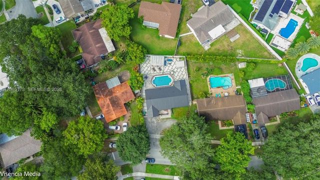 10316 SW 50th St, Cooper City, FL 33328