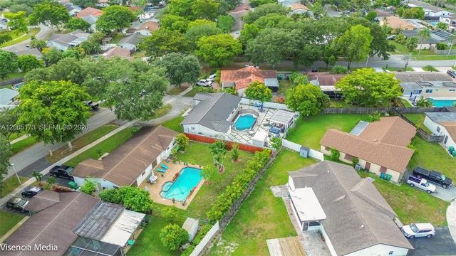 10316 SW 50th St, Cooper City, FL 33328