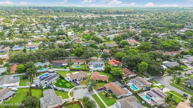 10316 SW 50th St, Cooper City, FL 33328