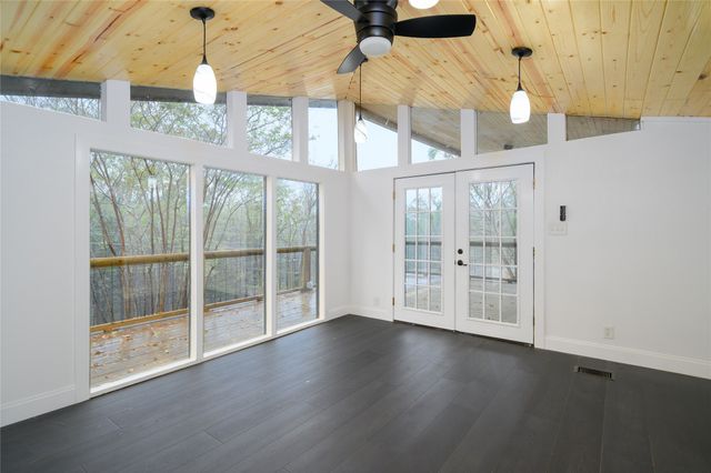 491 Black Forest Drive, Pottsboro, TX 75076