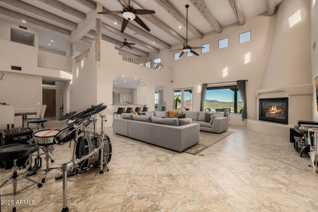 1815 W SENTINEL ROCK Road, Phoenix, AZ 85086