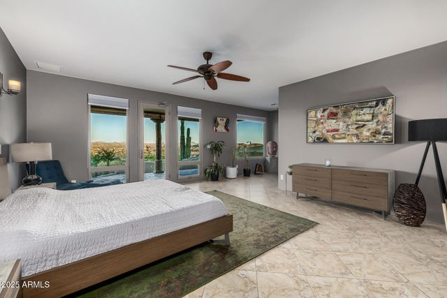 1815 W SENTINEL ROCK Road, Phoenix, AZ 85086