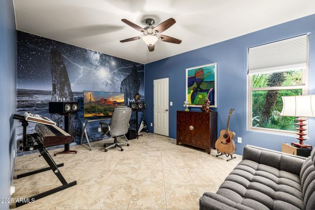 1815 W SENTINEL ROCK Road, Phoenix, AZ 85086