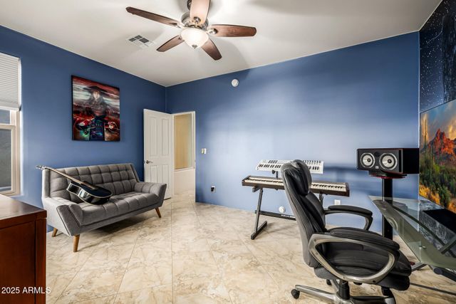 1815 W SENTINEL ROCK Road, Phoenix, AZ 85086