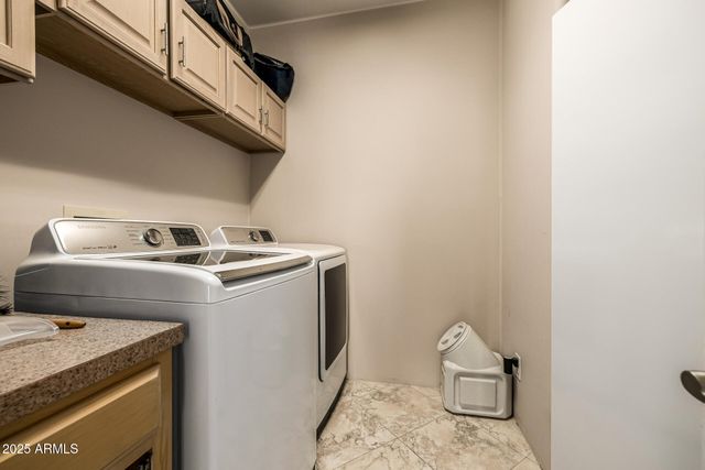 1815 W SENTINEL ROCK Road, Phoenix, AZ 85086