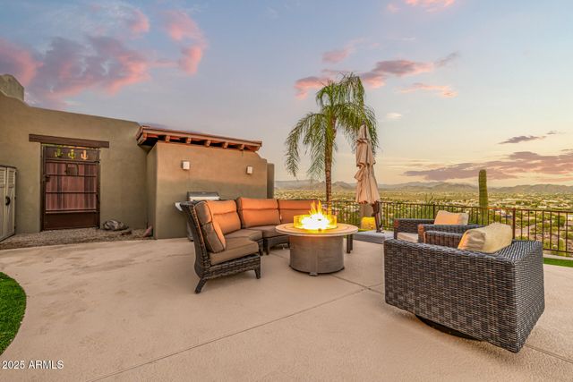 1815 W SENTINEL ROCK Road, Phoenix, AZ 85086