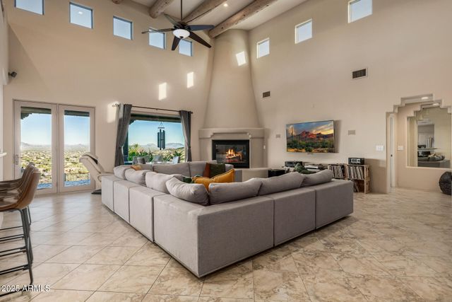 1815 W SENTINEL ROCK Road, Phoenix, AZ 85086