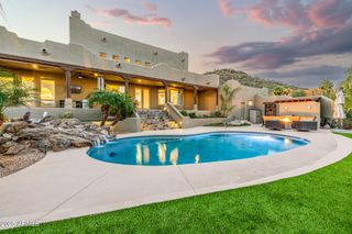 1815 W SENTINEL ROCK Road, Phoenix, AZ 85086