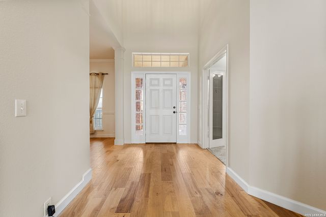 10515 Wind Walker, Helotes, TX 78023