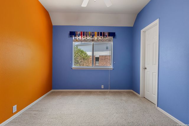 10515 Wind Walker, Helotes, TX 78023