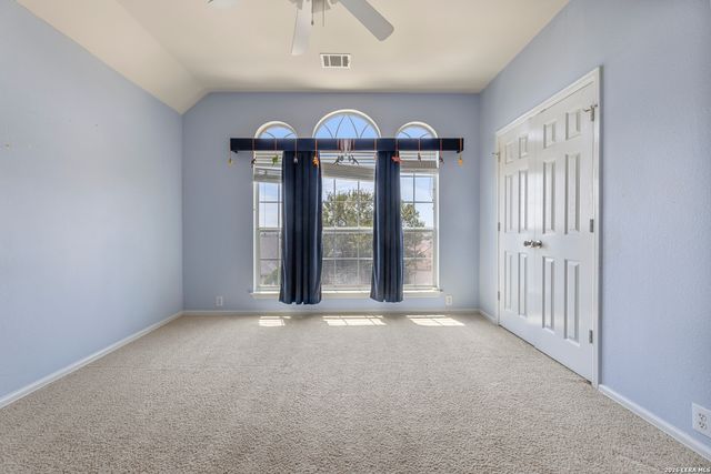 10515 Wind Walker, Helotes, TX 78023