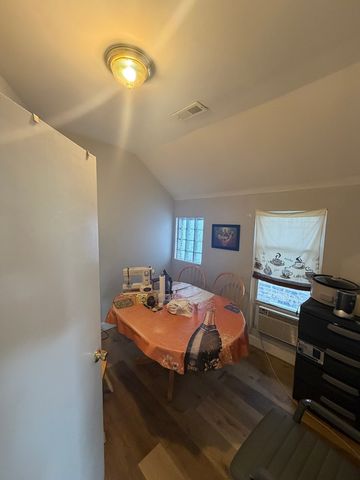 7009 S Perry Avenue, Chicago, IL 60621