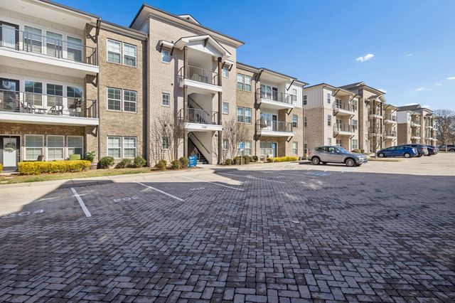 7487 Highway 70 S Apt 101, Nashville, TN 37221