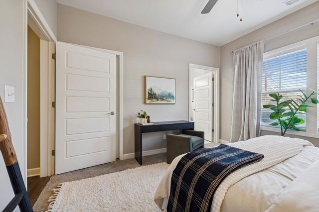 7487 Highway 70 S Apt 101, Nashville, TN 37221