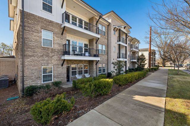 7487 Highway 70 S Apt 101, Nashville, TN 37221