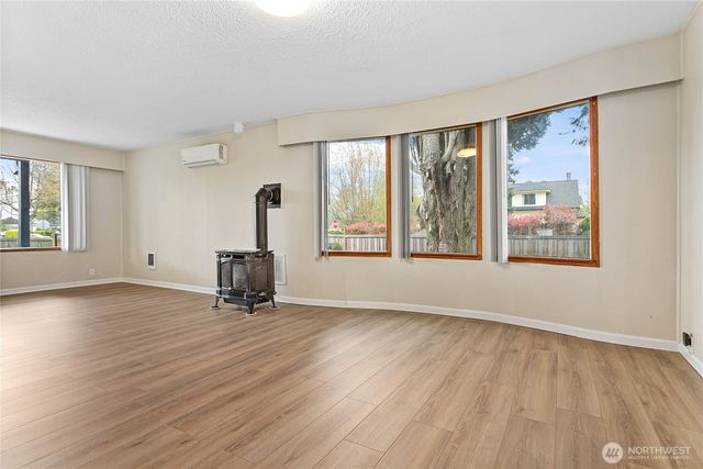 1218 Mitchell Ave, Blaine, WA 98230