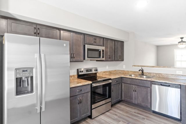1008 Glenkirk Dr Unit C, Clarksville, TN 37042