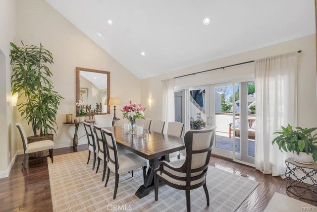 4645 Park Mirasol, Calabasas, CA 91302