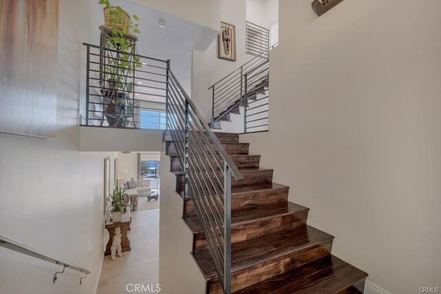 4645 Park Mirasol, Calabasas, CA 91302