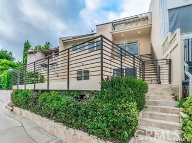 4645 Park Mirasol, Calabasas, CA 91302