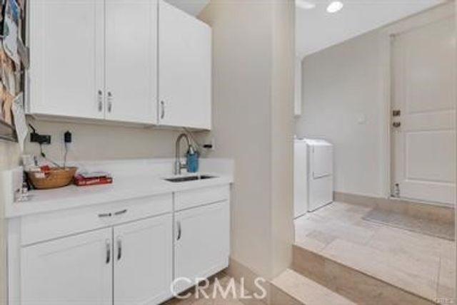 4645 Park Mirasol, Calabasas, CA 91302