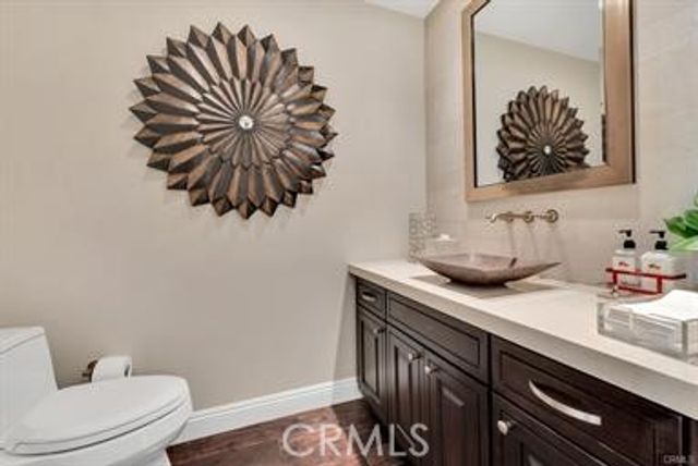 4645 Park Mirasol, Calabasas, CA 91302