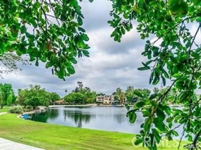 4645 Park Mirasol, Calabasas, CA 91302