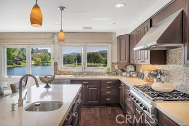 4645 Park Mirasol, Calabasas, CA 91302