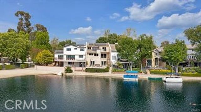 4645 Park Mirasol, Calabasas, CA 91302