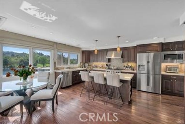 4645 Park Mirasol, Calabasas, CA 91302