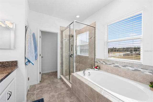 2812 HILLTOP ROAD, Clermont, FL 34711