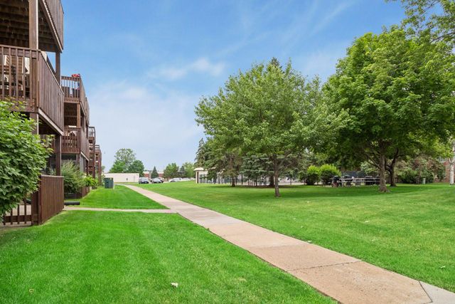14630 Garrett Avenue 401, Apple Valley, MN 55124