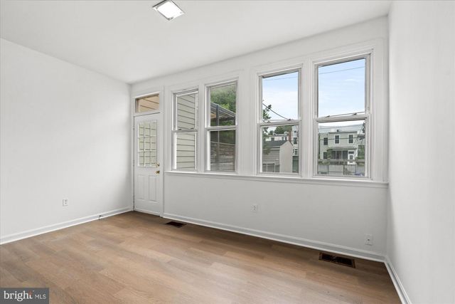 3538 T ST NW, Washington, DC 20007