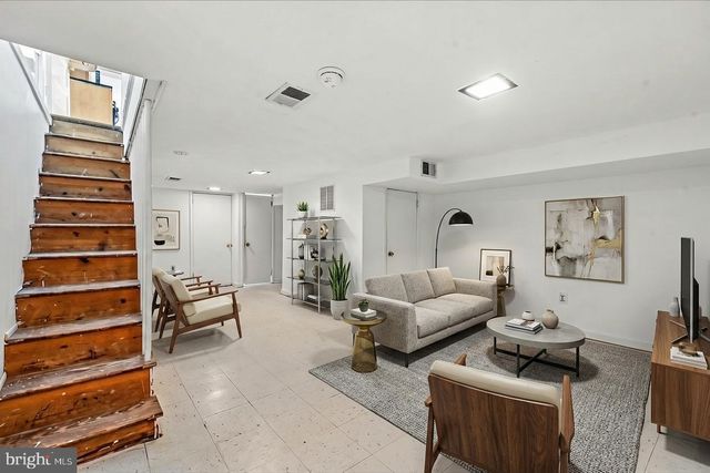 3538 T ST NW, Washington, DC 20007