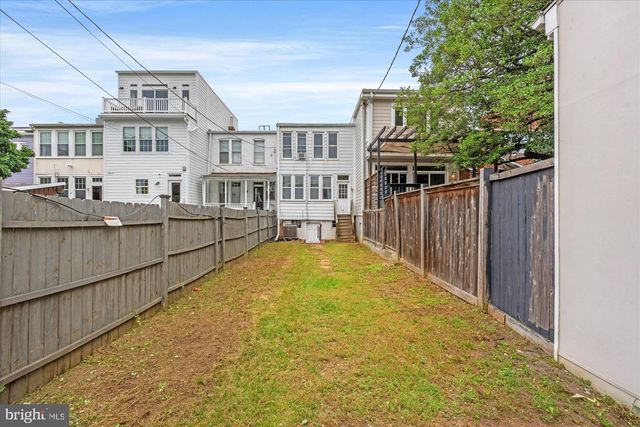3538 T ST NW, Washington, DC 20007