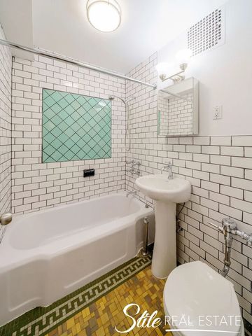 151 AVE B, New York City, NY 10009