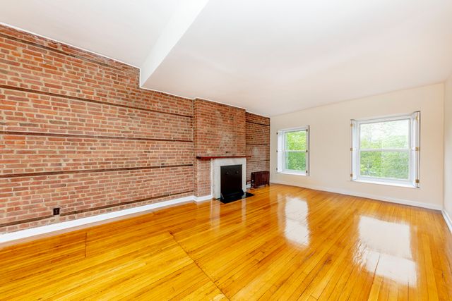 151 AVE B, New York City, NY 10009