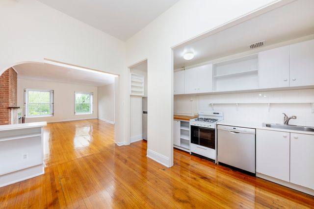 151 AVE B, New York City, NY 10009