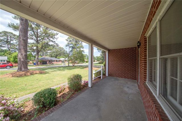 1152 Melvin DR, Portsmouth, VA 23701