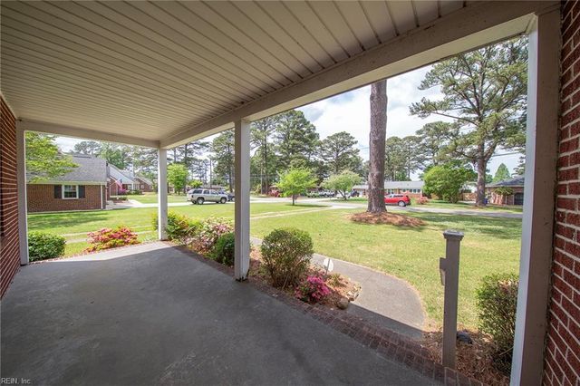 1152 Melvin DR, Portsmouth, VA 23701